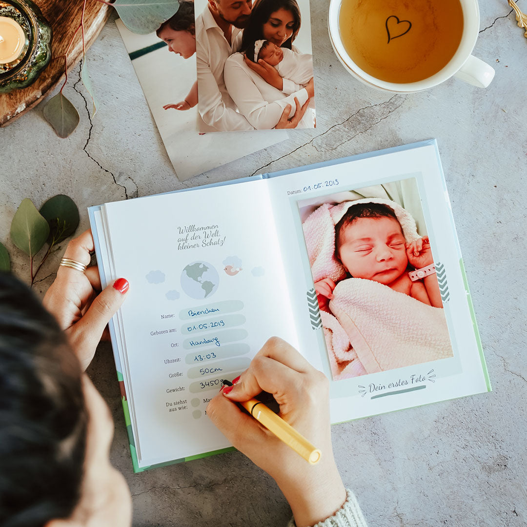 Baby diary: "Your first year"