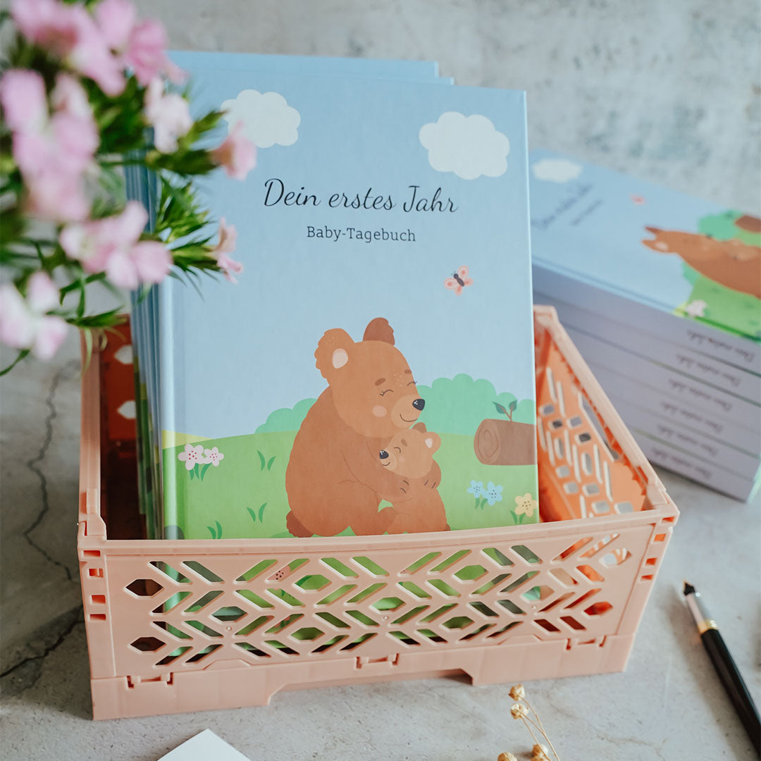 Baby diary: "Your first year"