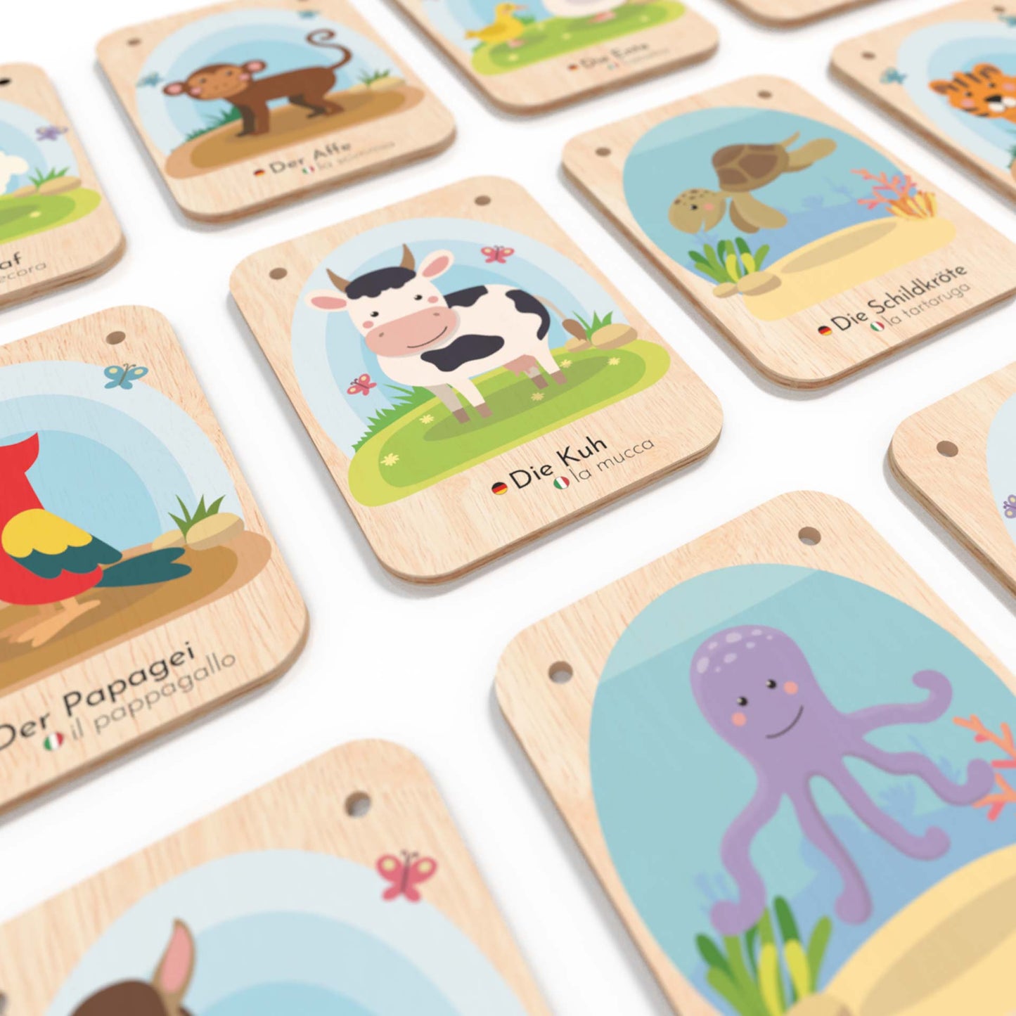 Holzkarten auf dem Boden